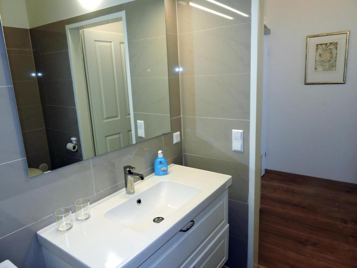 213 Prag, Studio Apartment, 27M2, 1-2 Personen 克拉根福 外观 照片