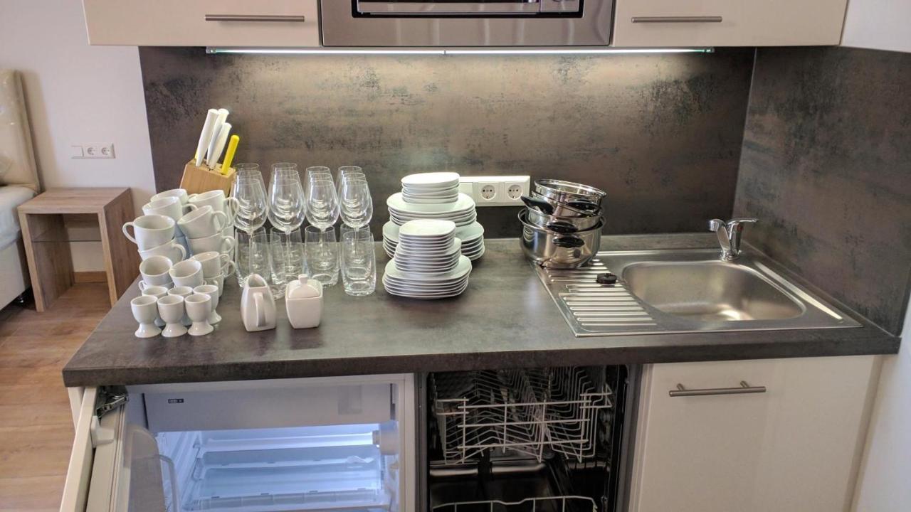 213 Prag, Studio Apartment, 27M2, 1-2 Personen 克拉根福 外观 照片